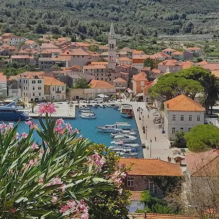 Marina アパート *